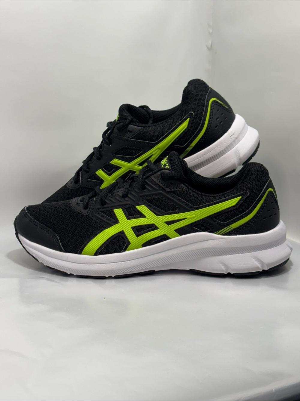 Asics Kid's Size 7 Jolt 3 GS Running Shoes Black/Green 1014A203 Boys Athletic